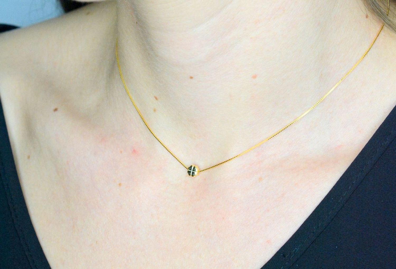 Naszyjnik damski srebrny pozłacany z koniczynką Armonica Nomination 241304 003.png